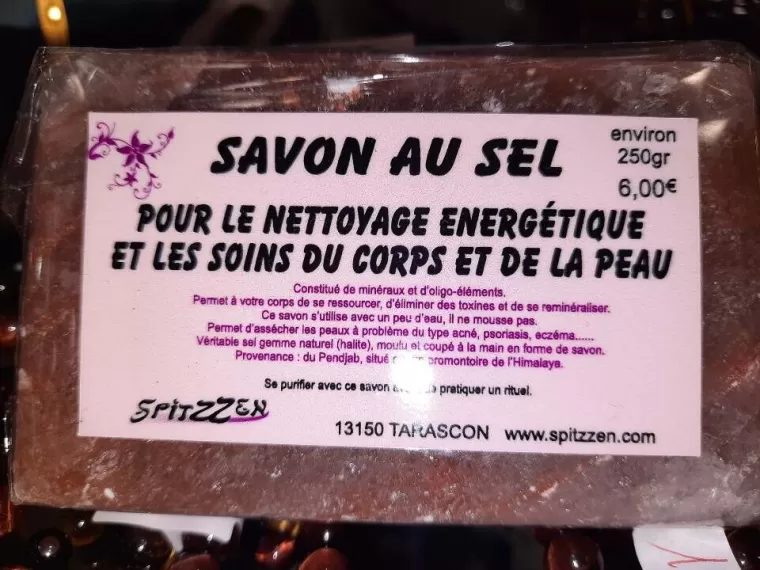 Savon au sel pour le nettoyage énergétique et les soins du corps et de la peau dans votre boutique Spitzzen de Tarascon, Tarascon, SPITZZEN
